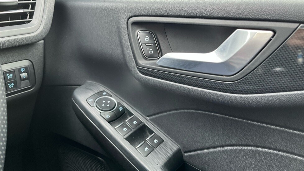 Used Ford Kuga 2022 for sale - 76420614: Photo 29