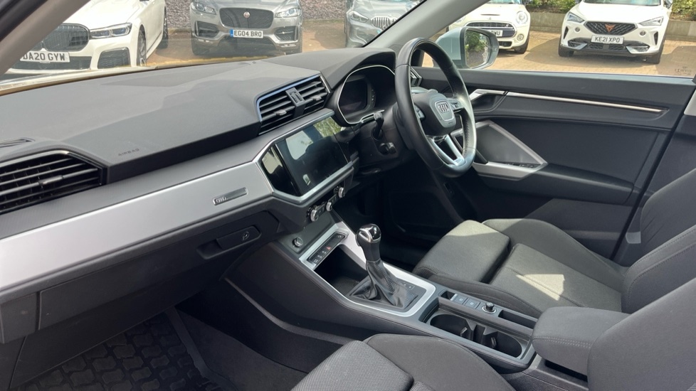 Used Audi Q3 2022 for sale - 76130618: Photo 10