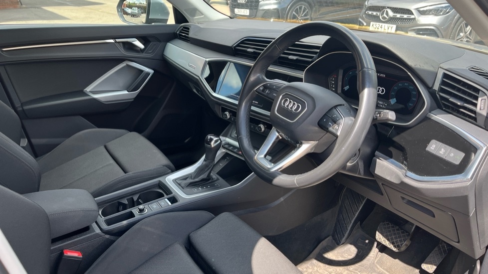 Used Audi Q3 2022 for sale - 76130618: Photo 9
