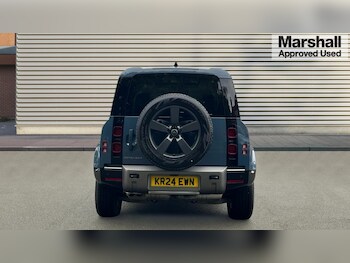 Used Land Rover Defender 2024 for sale - 75715320: Photo