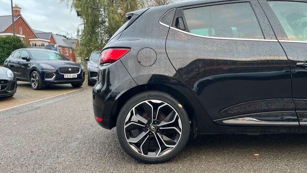 Used Renault Clio 2018 for sale - 76623415: Photo 18