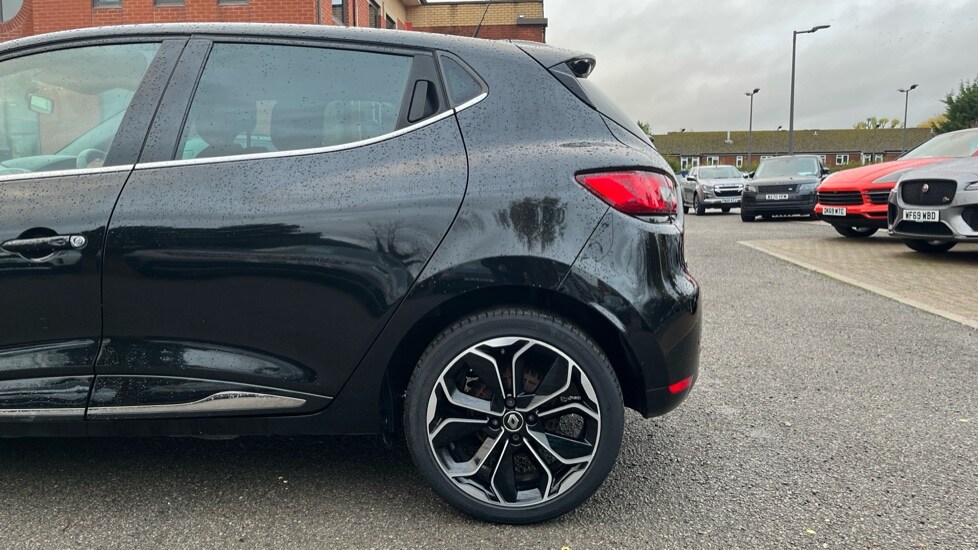 Used Renault Clio 2018 for sale - 76623415: Photo 19