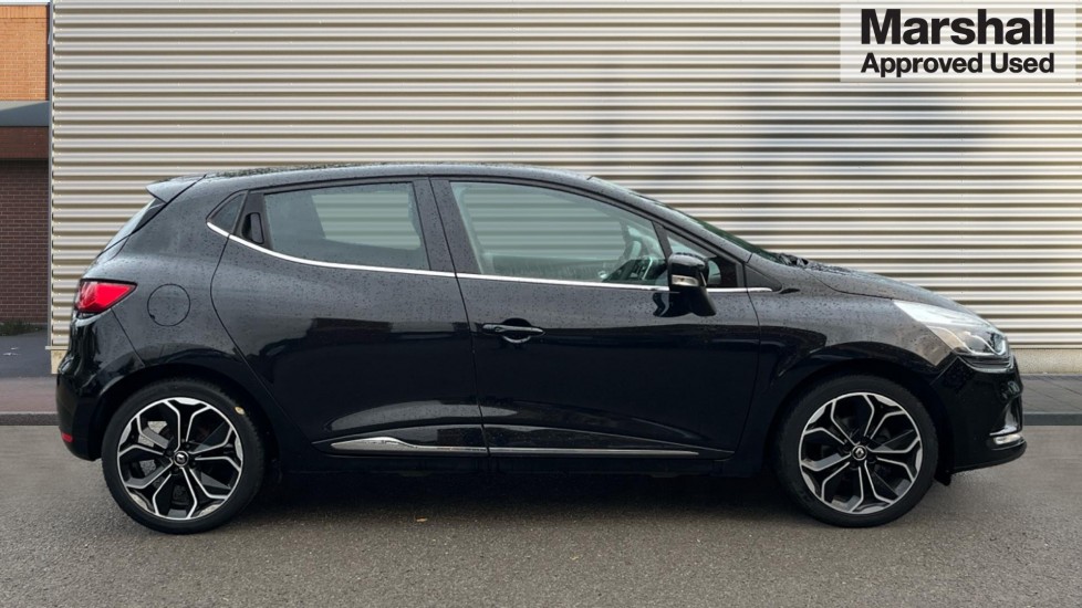 Used Renault Clio 2018 for sale - 76623415: Photo 2