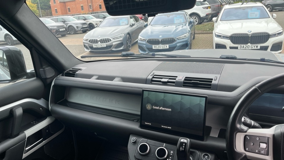 Used Land Rover Defender 2022 for sale - 76552336: Photo 11