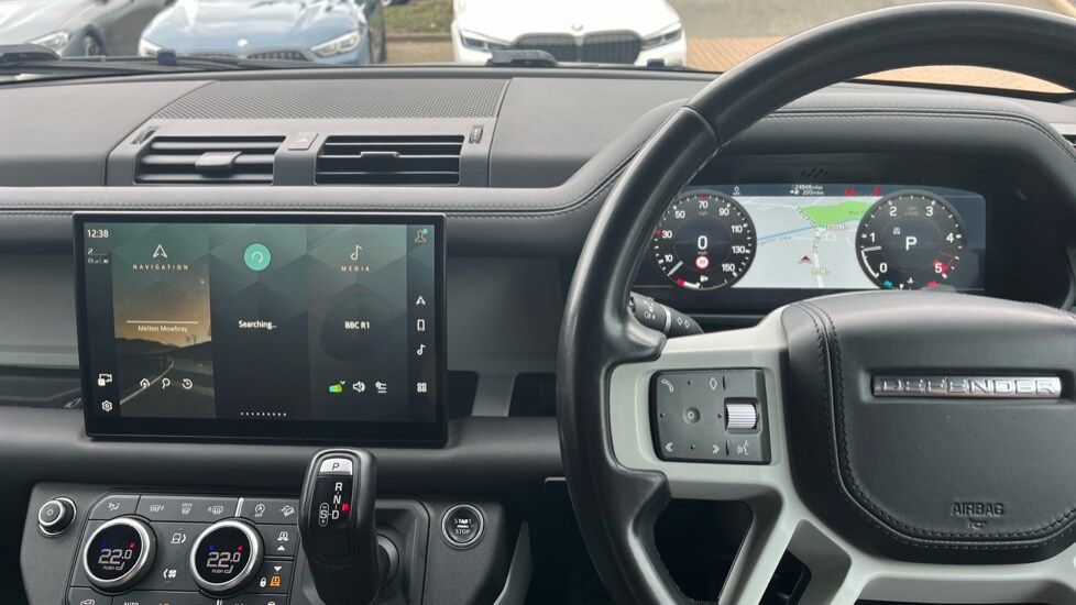 Used Land Rover Defender 2022 for sale - 76552336: Photo 12