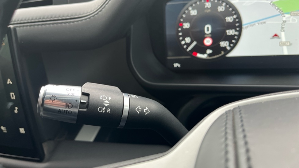 Used Land Rover Defender 2022 for sale - 76552336: Photo 25