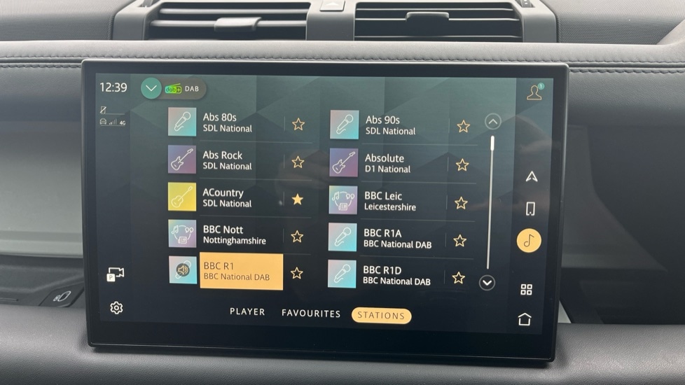 Used Land Rover Defender 2022 for sale - 76552336: Photo 35