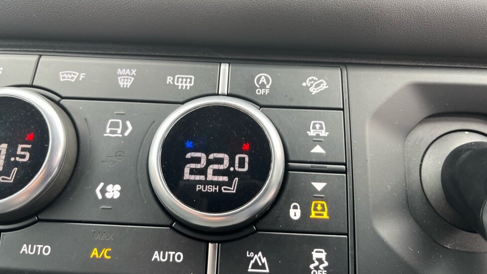 Used Land Rover Defender 2022 for sale - 76552336: Photo 39