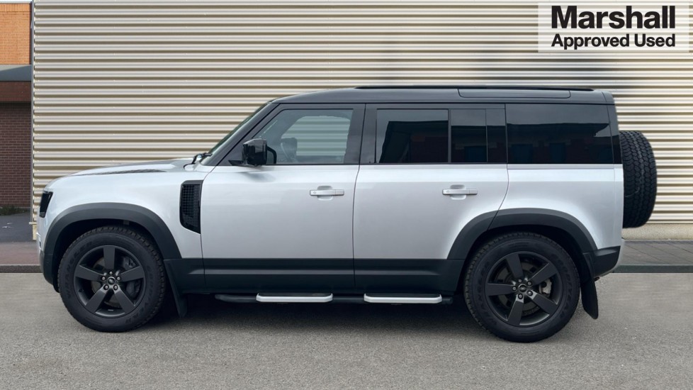 Used Land Rover Defender 2022 for sale - 76552336: Photo 6