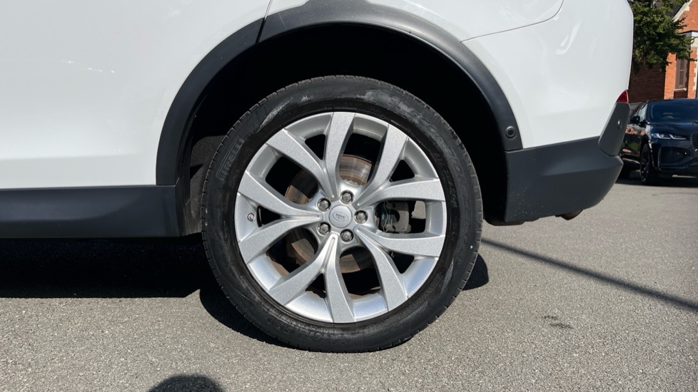 Used Land Rover Discovery Sport 2021 for sale - 76780377: Photo 18