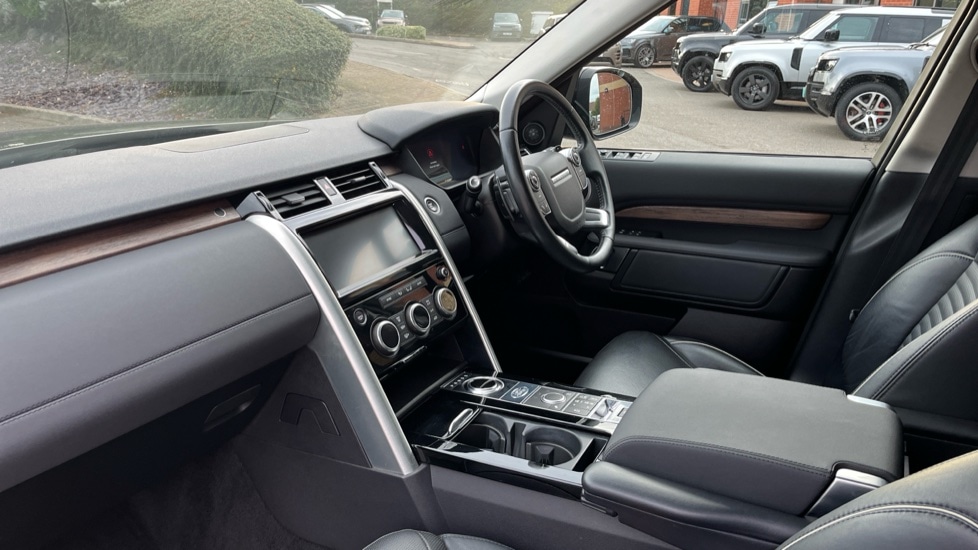 Used Land Rover Discovery 2018 for sale - 76007834: Photo 10