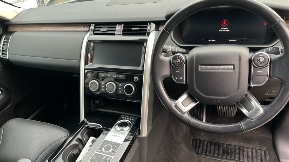 Used Land Rover Discovery 2018 for sale - 76007834: Photo 11