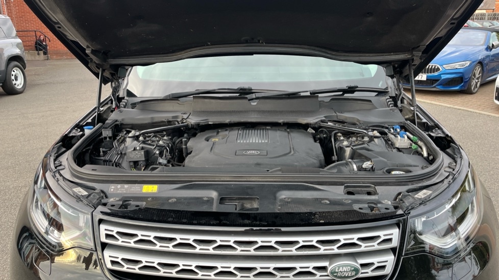 Used Land Rover Discovery 2018 for sale - 76007834: Photo 16