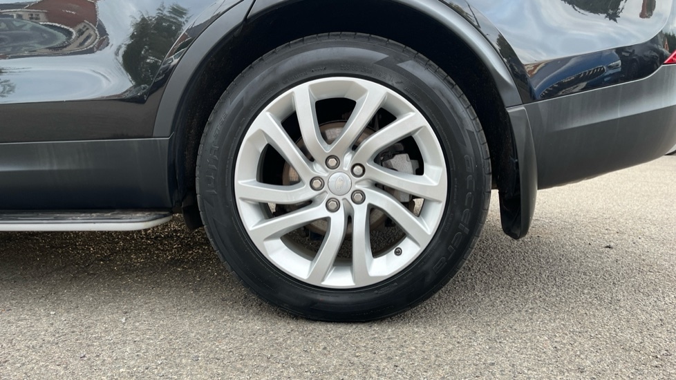 Used Land Rover Discovery 2018 for sale - 76007834: Photo 19