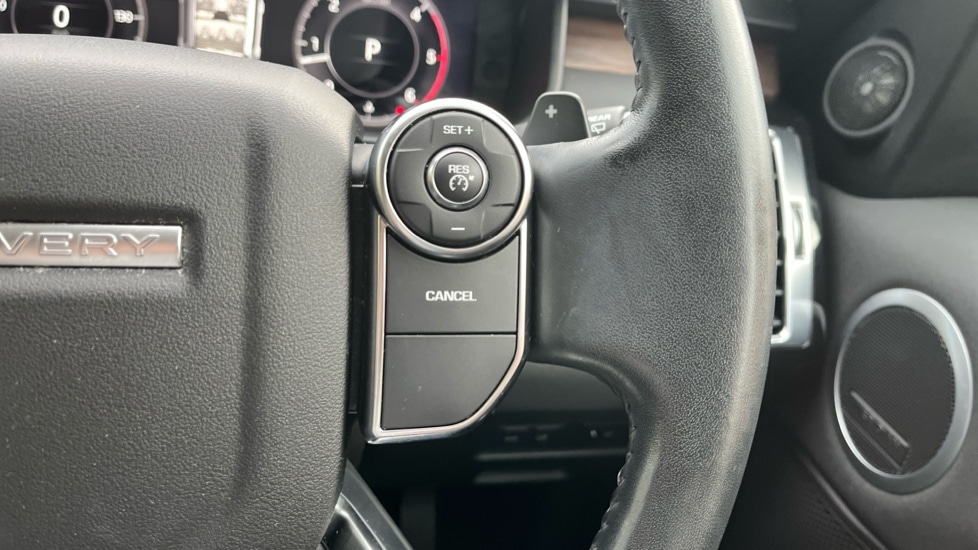 Used Land Rover Discovery 2018 for sale - 76007834: Photo 21