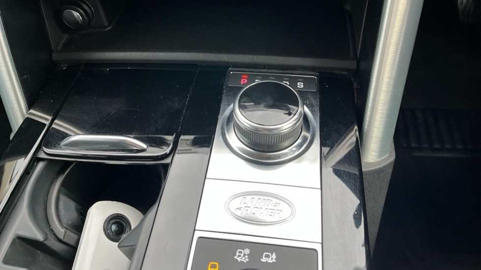 Used Land Rover Discovery 2018 for sale - 76007834: Photo 28