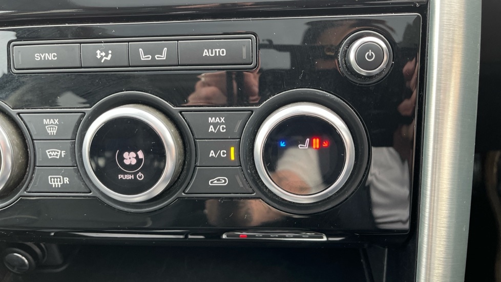 Used Land Rover Discovery 2018 for sale - 76007834: Photo 31