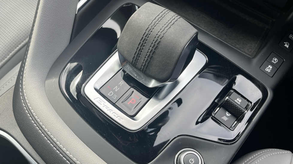 Used Jaguar E-Pace 2022 for sale - 76593679: Photo 29