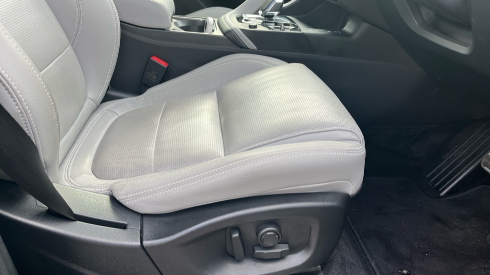 Used Jaguar E-Pace 2022 for sale - 76593679: Photo 32