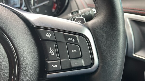 Used Jaguar F-Type 2020 for sale - 75483744: Photo 21