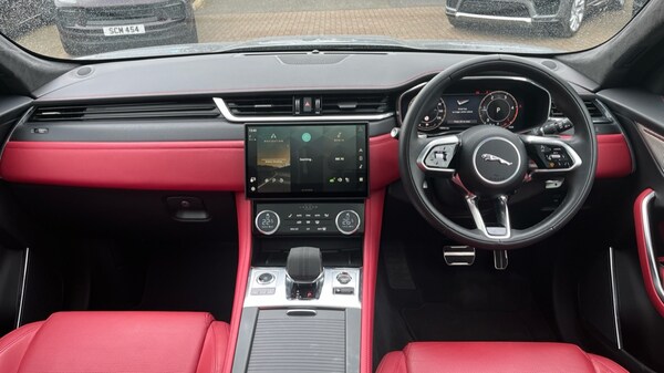 Used Jaguar F-Pace 2023 for sale - 75483733: Photo 11