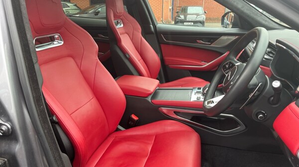 Used Jaguar F-Pace 2023 for sale - 75483733: Photo 46