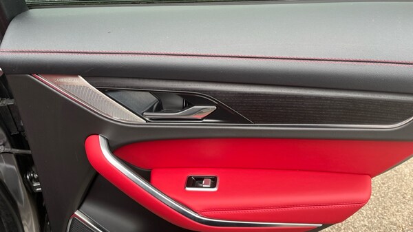Used Jaguar F-Pace 2023 for sale - 75483733: Photo 51