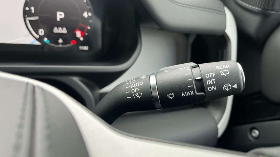 Used Land Rover Defender 2024 for sale - 75874110: Photo 24