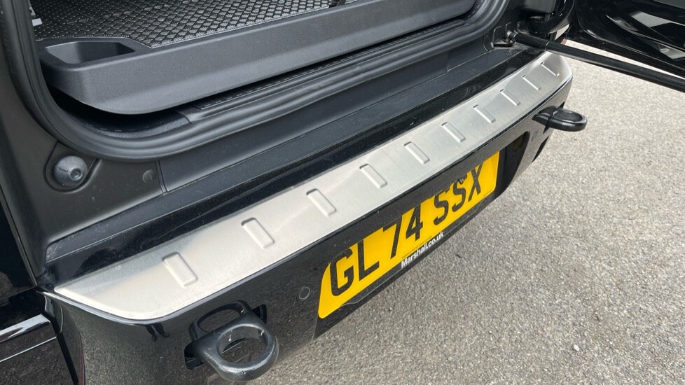 Used Land Rover Defender 2024 for sale - 75874110: Photo 42