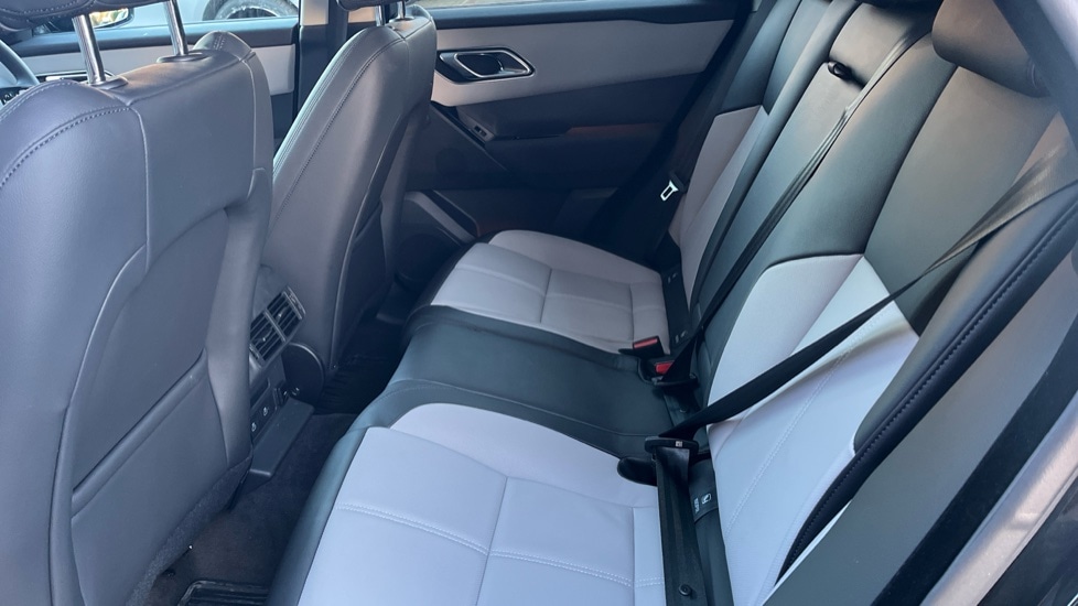 Used Land Rover Range Rover Velar 2025 for sale - 76954466: Photo 14