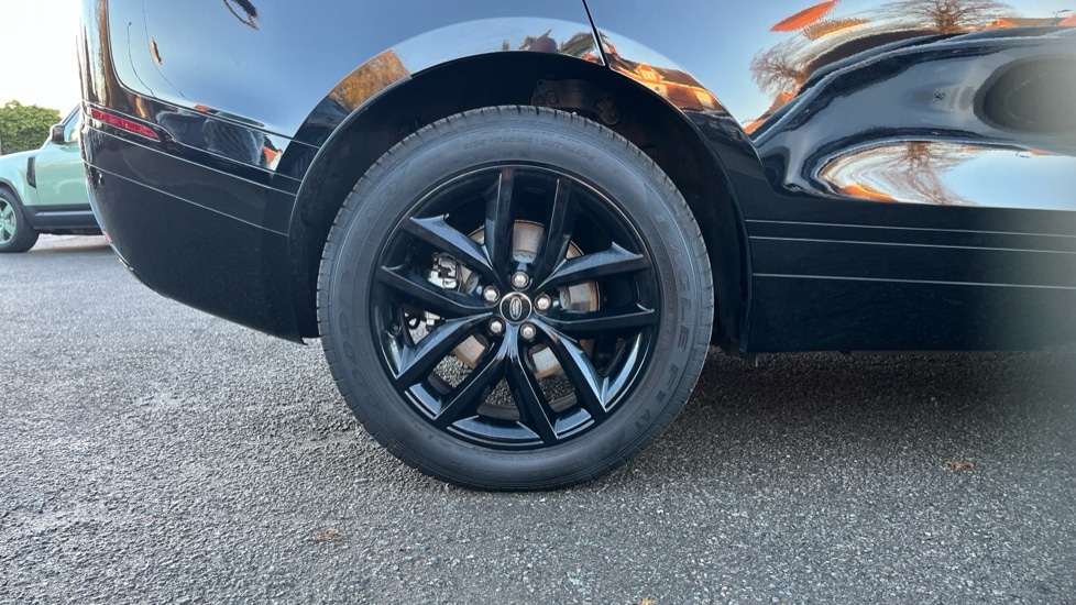 Used Land Rover Range Rover Velar 2025 for sale - 76954466: Photo 19