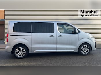 Used Peugeot Traveller 2017 for sale - 76773210: Photo