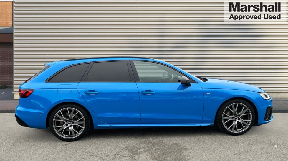 Used Audi A4 2021 for sale - 76289994: Photo 2