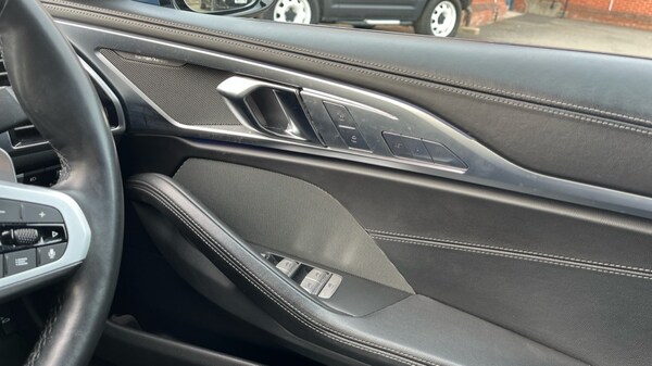 Used BMW 8 Series 2020 for sale - 76116998: Photo 30