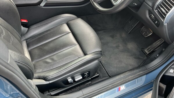 Used BMW 8 Series 2020 for sale - 76116998: Photo 32