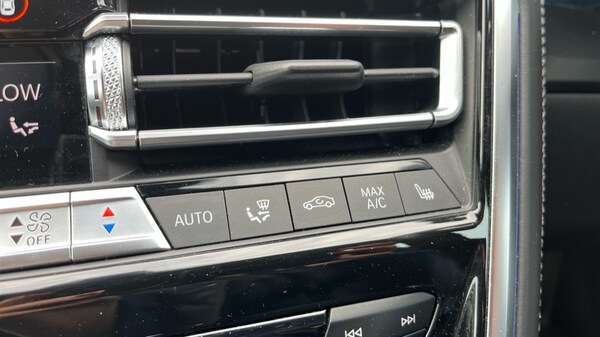 Used BMW 8 Series 2020 for sale - 76116998: Photo 34