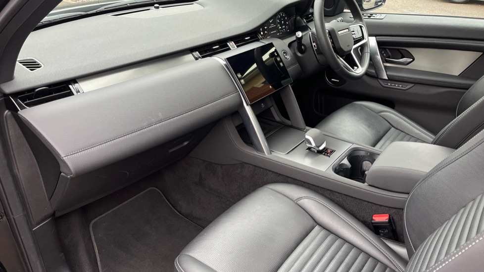 Used Land Rover Discovery Sport 2024 for sale - 76623594: Photo 10