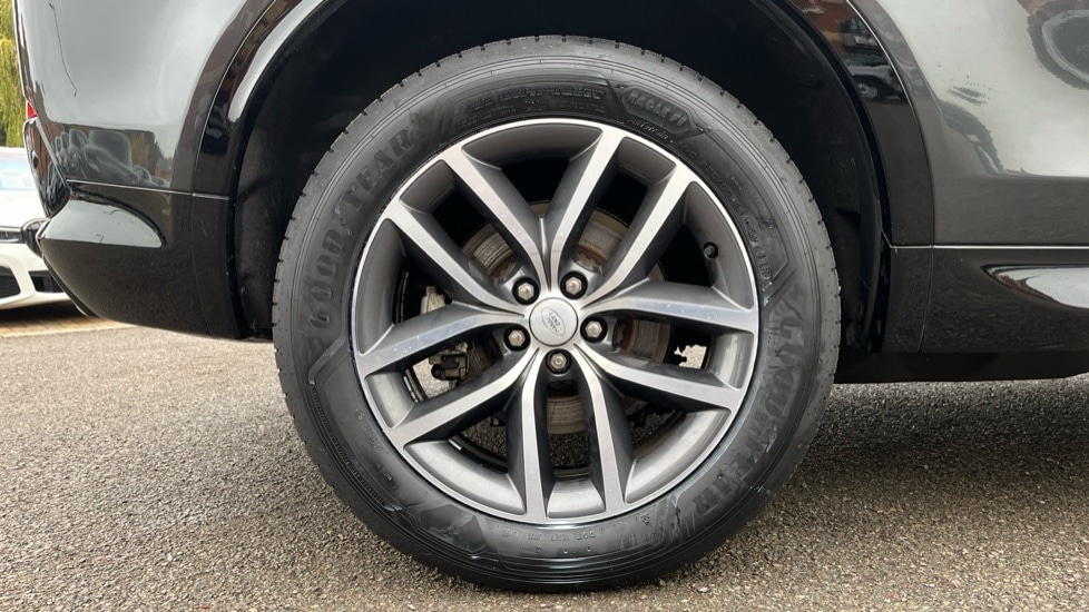 Used Land Rover Discovery Sport 2024 for sale - 76623594: Photo 19