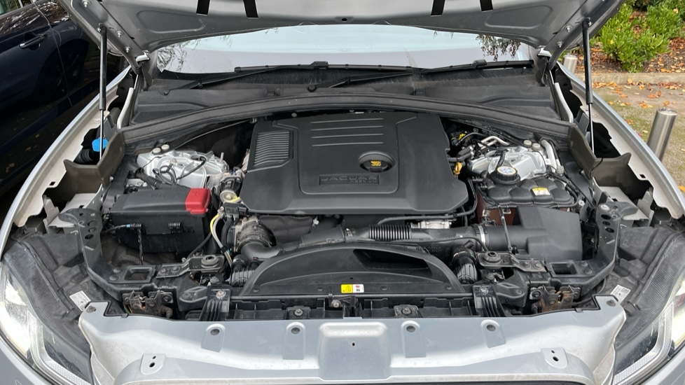 Used Jaguar F-Pace 2021 for sale - 76977643: Photo 16