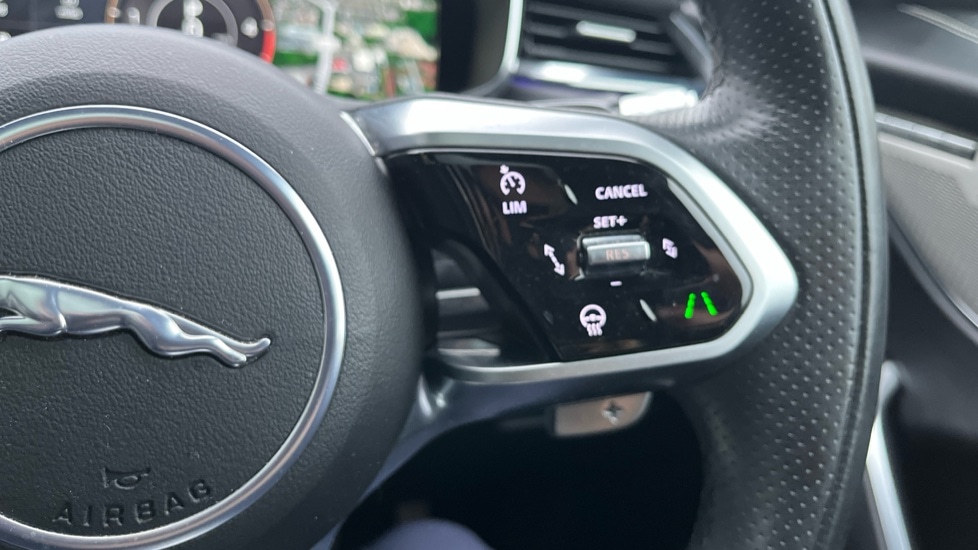 Used Jaguar F-Pace 2021 for sale - 76977643: Photo 22