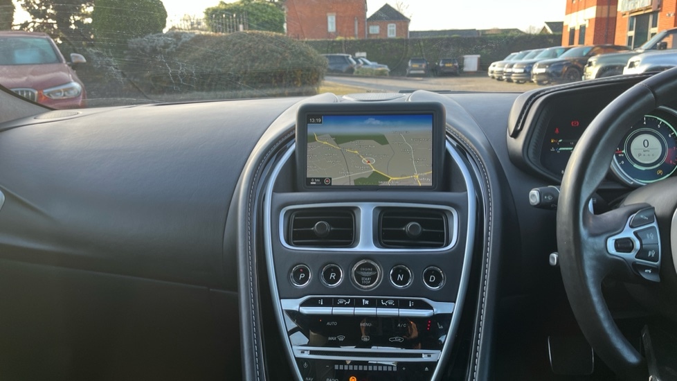 Used Aston Martin DB11 2019 for sale - 76954222: Photo 11