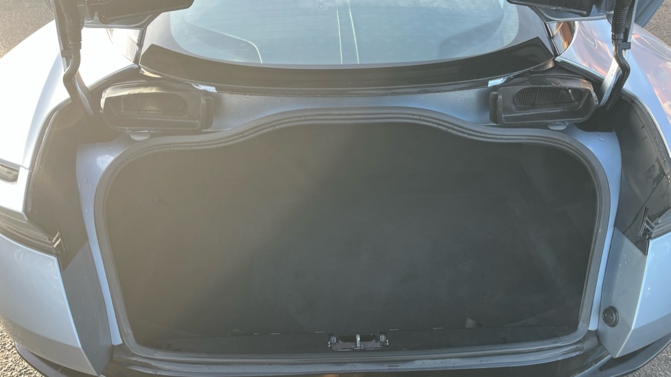 Used Aston Martin DB11 2019 for sale - 76954222: Photo 15