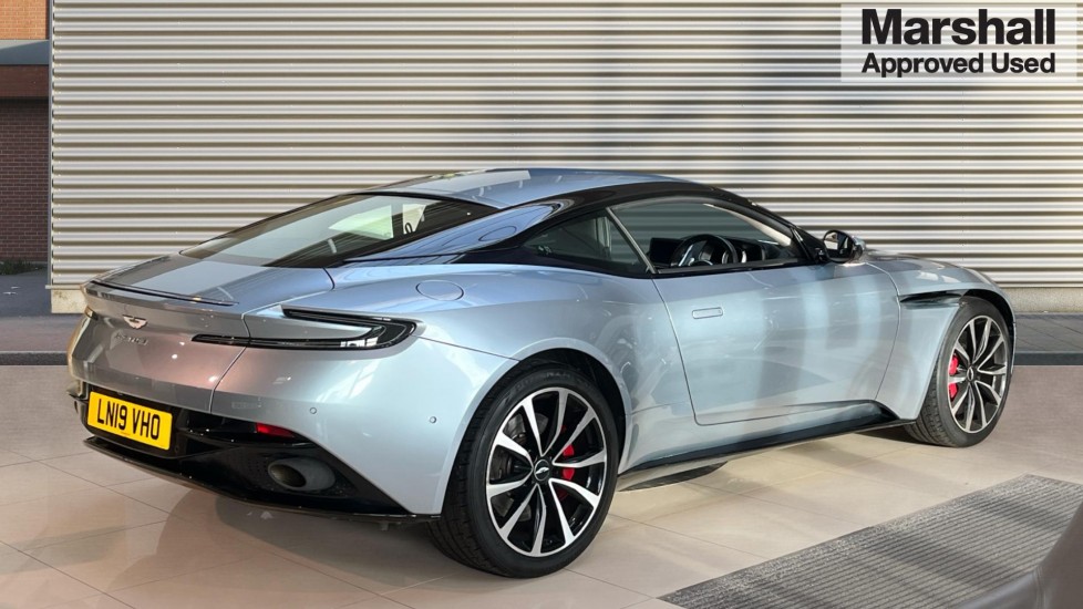 Used Aston Martin DB11 2019 for sale - 76954222: Photo 3