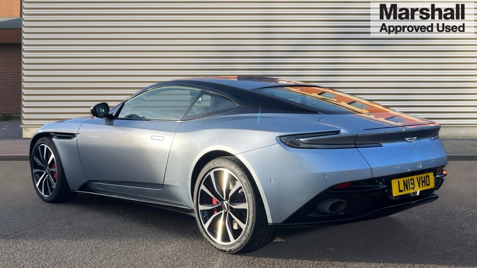 Used Aston Martin DB11 2019 for sale - 76954222: Photo 5