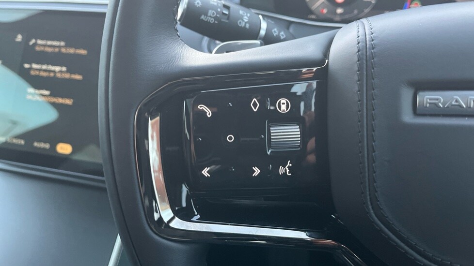 Used Land Rover Range Rover Evoque 2025 for sale - 76966570: Photo 22