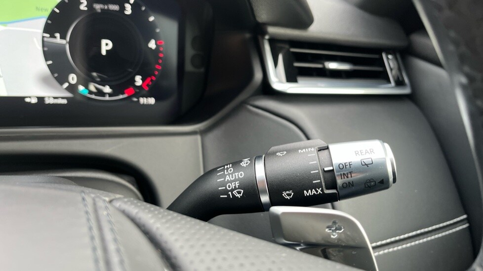 Used Land Rover Range Rover Velar 2021 for sale - 76575238: Photo 24