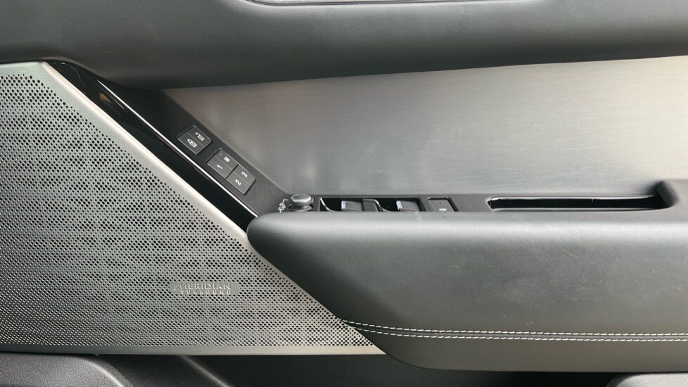 Used Land Rover Range Rover Velar 2021 for sale - 76575238: Photo 30