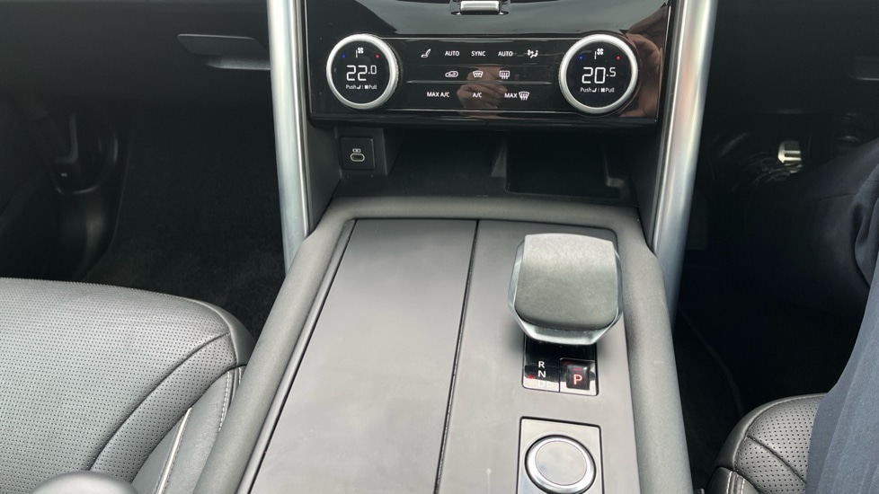 Used Land Rover Discovery 2022 for sale - 76523633: Photo 27