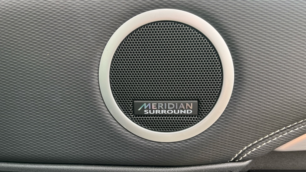 Used Land Rover Discovery 2022 for sale - 76523633: Photo 41