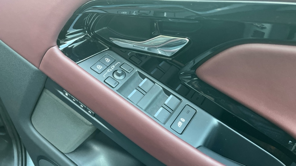 Used Land Rover Range Rover Evoque 2025 for sale - 76766244: Photo 29